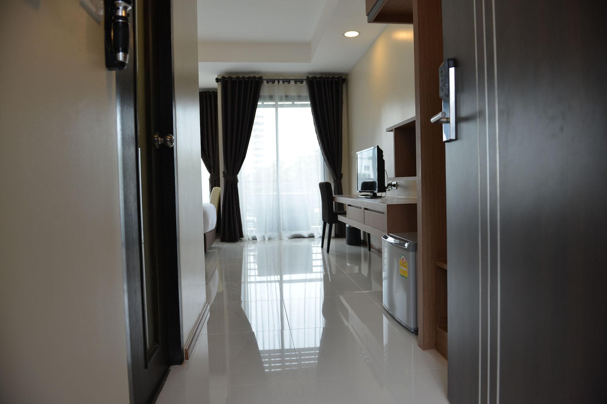 Picnic Hotel Bangkok - Rang Nam Exterior photo