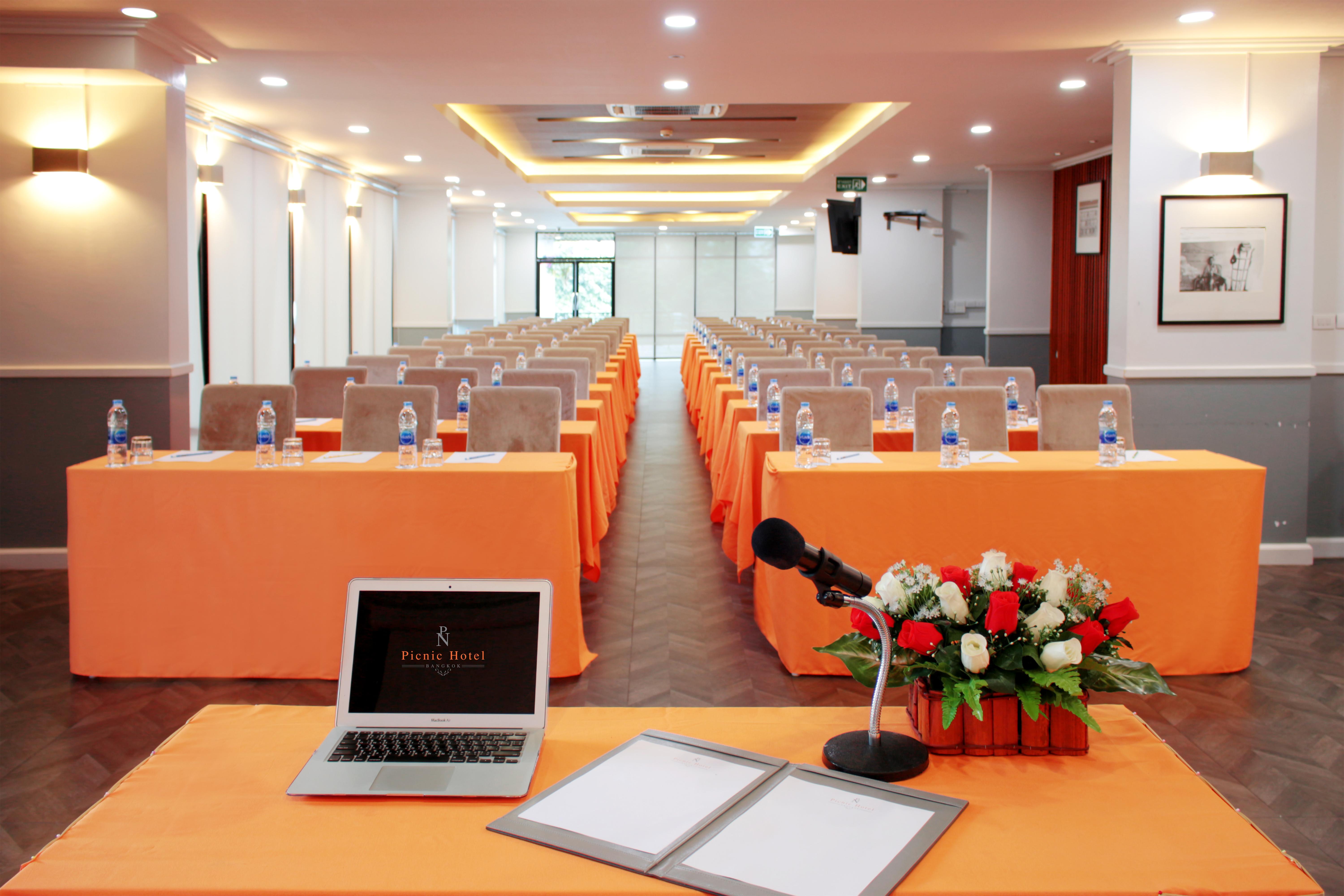 Picnic Hotel Bangkok - Rang Nam Exterior photo